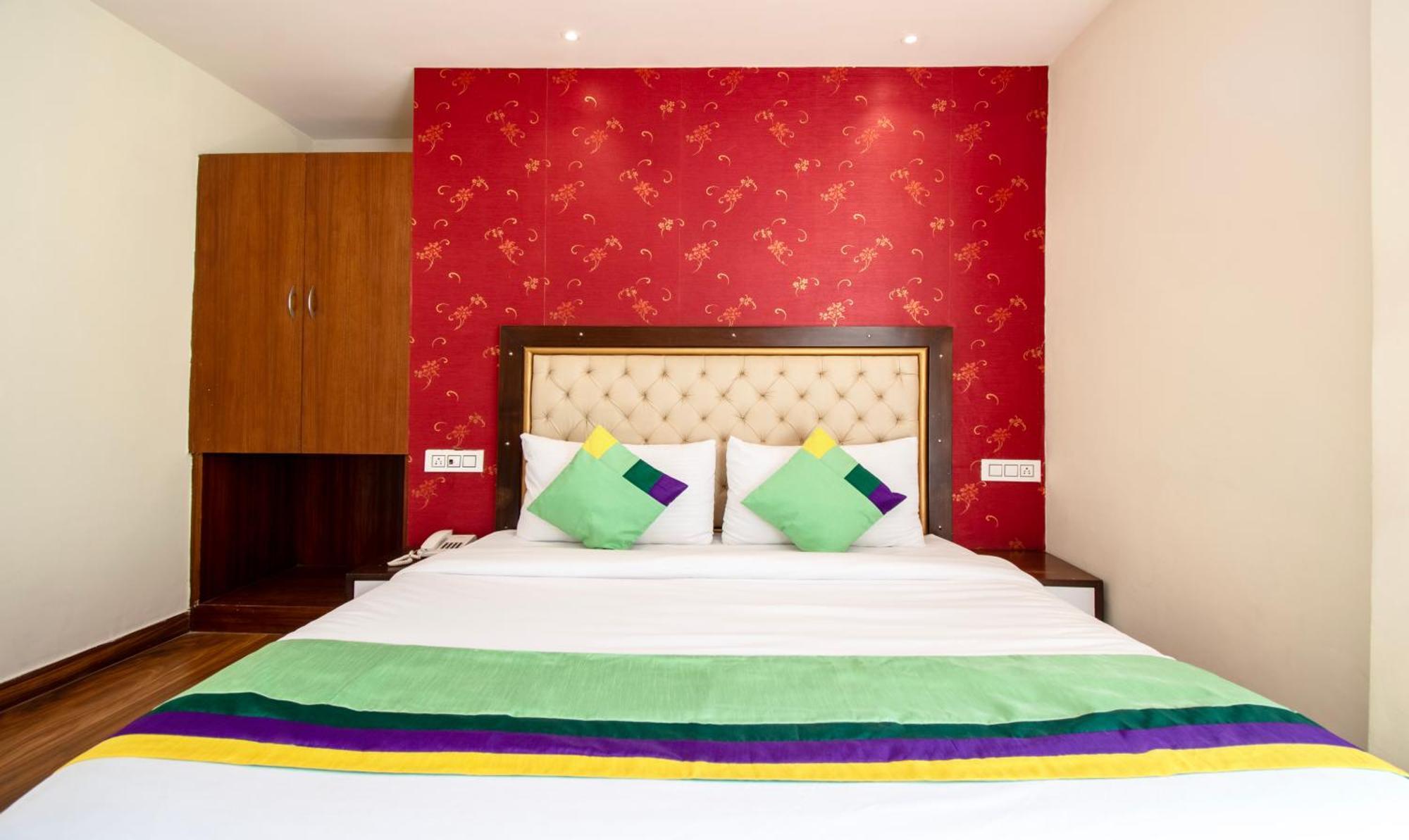 Ambika Residency, Near Hidimba Devi Temple Hotel Manali  Ngoại thất bức ảnh