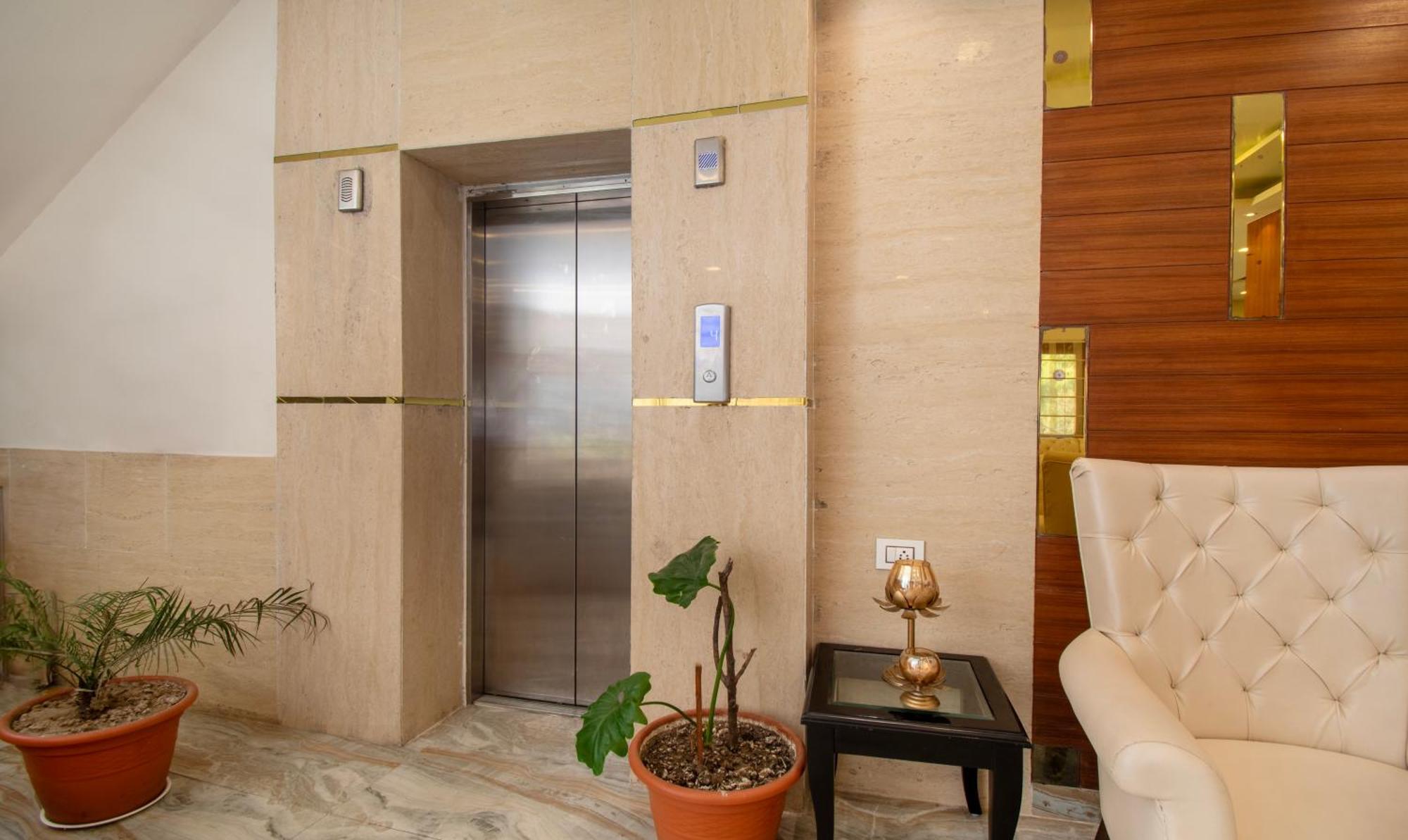 Ambika Residency, Near Hidimba Devi Temple Hotel Manali  Ngoại thất bức ảnh
